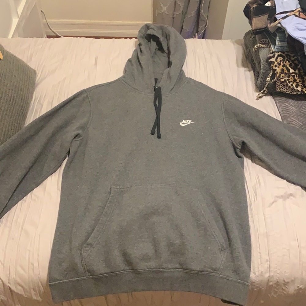 Nike men’s gray hoodie